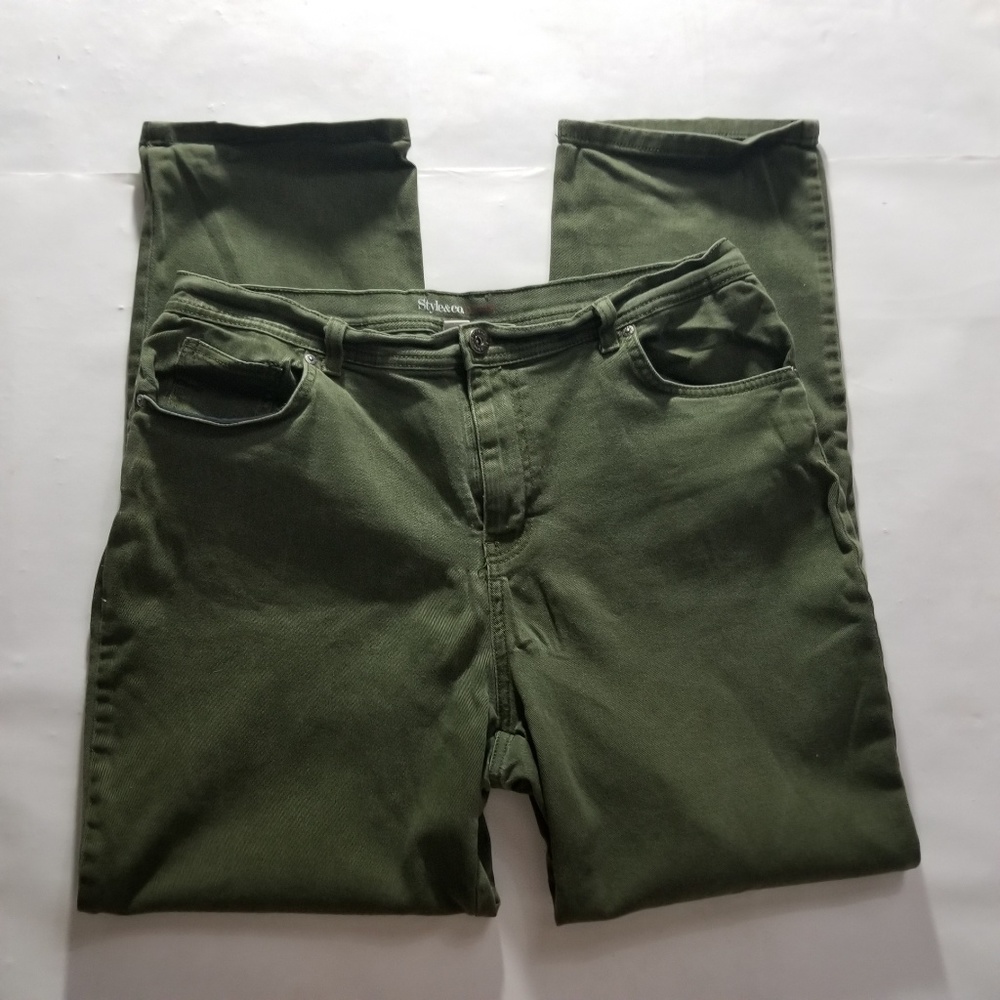 3/$20 Style & Co Denim Women's Jeans Pant size 16 - Picture 3 of 4